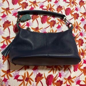 Elegant Navy Leather Shoulder Bag